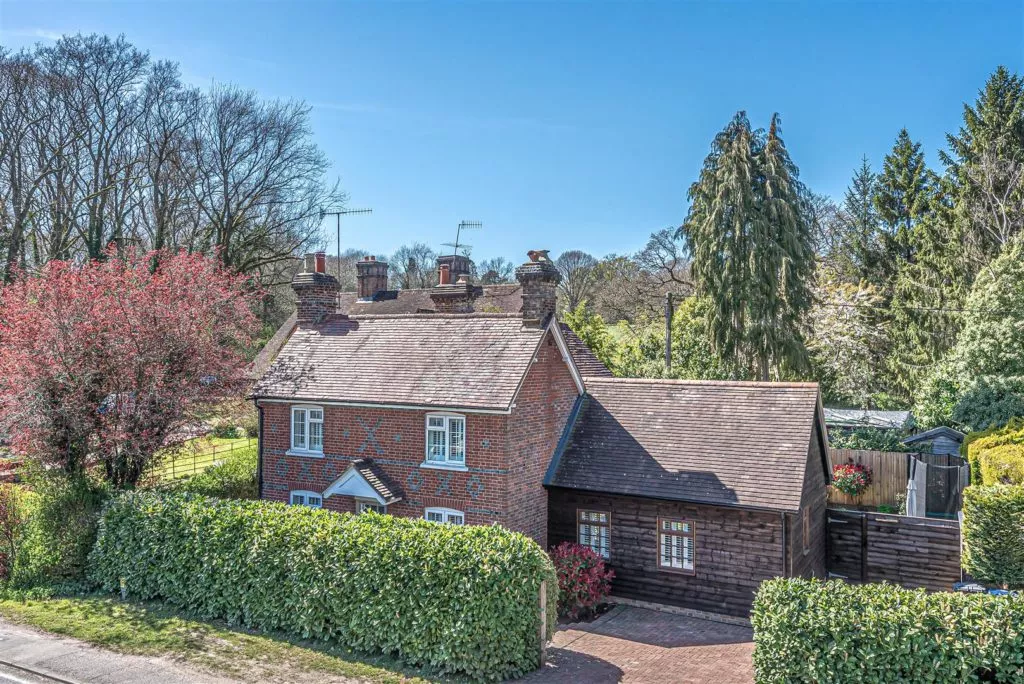 #3 Petworth Road, Chiddingfold